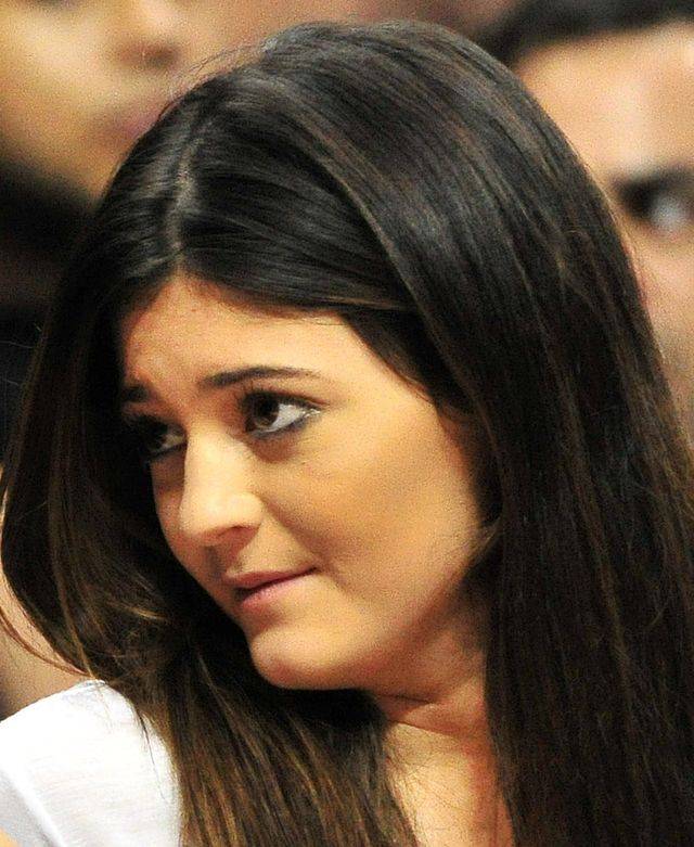 Jak się zmieniał PROFIL Kylie Jenner