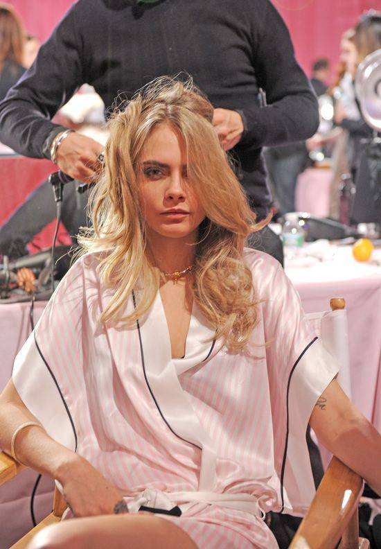 22 stylizacje z okazji 22. urodzin Cary Delevingne