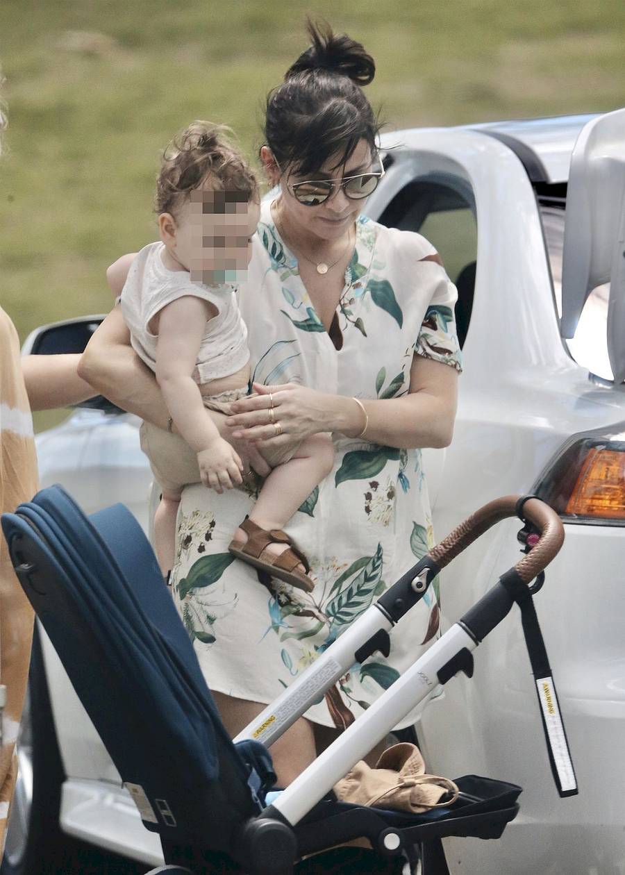 Gwiazda lat 90-tych rok temu została mamą. 45-latka zajmuje się synem (ZDJĘCIA)