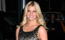 Jessica Simpson pokaże piersi