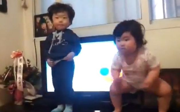 Prawie 3 MILIONY wyświetleń – zobaczcie tę uroczą parkę!