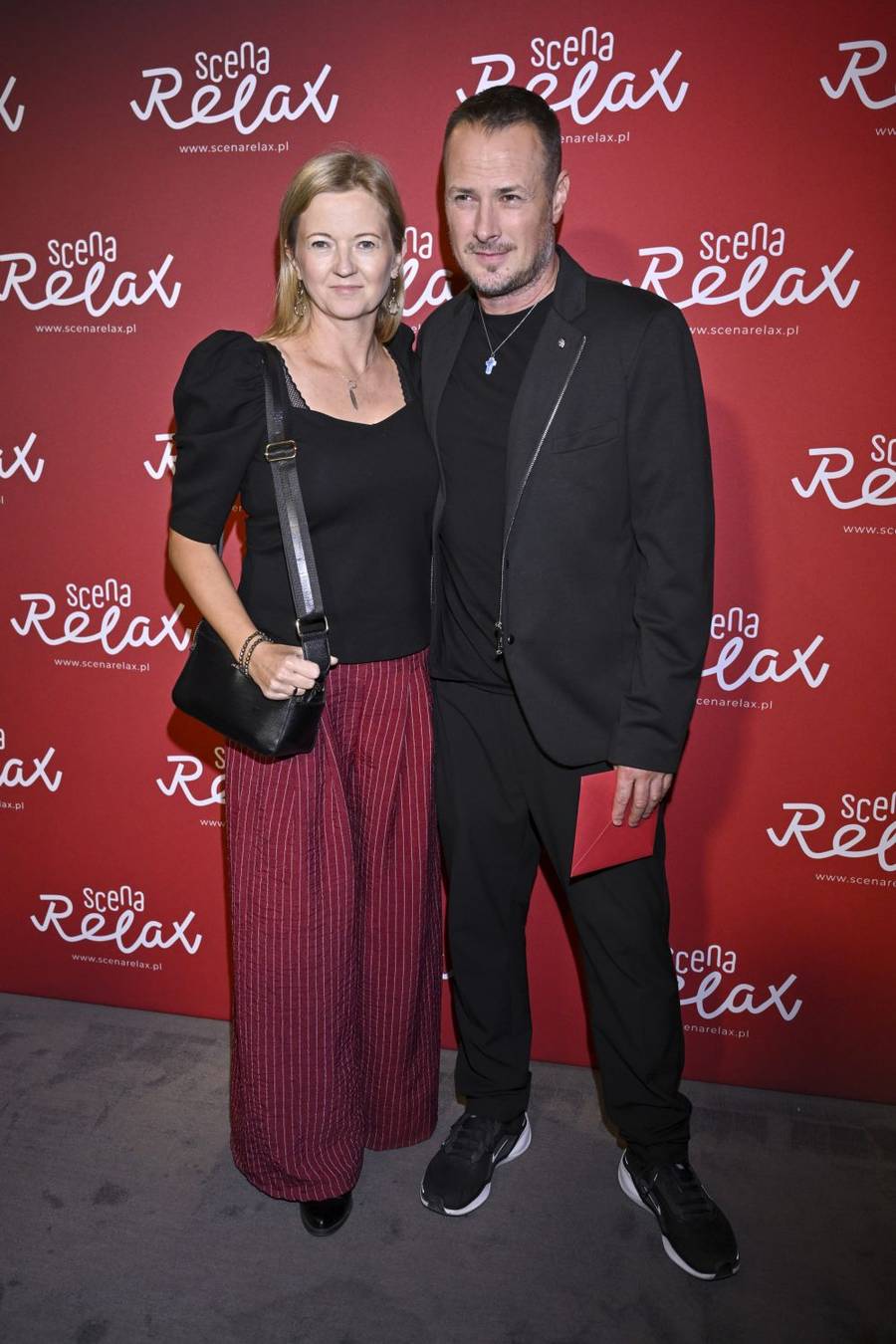 Gwiazdy meldują się na premierze spektaklu “Pic na wodę”! Małaszyński z żoną, szykowna Młynarska, Wieczorek…(FOTO)