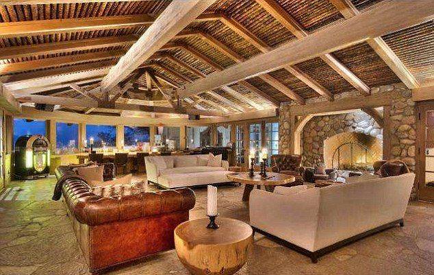 Jak mieszka Mariah Carey?