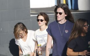 Kristen Stewart w końcu odwiedziła fryzjera (FOTO)