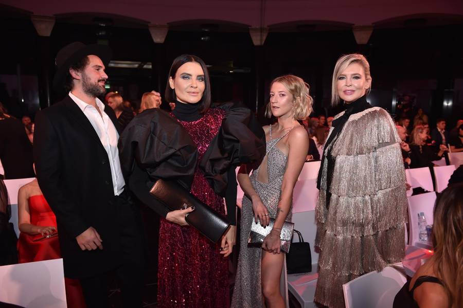 RÓŻE GALI: Piękna Cielecka, Kamil Nożyński z PARTNERKĄ, wkurzona Schejbal (CZĘŚĆ I)