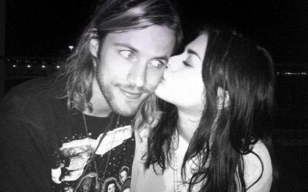 Mąż Frances Cobain wygląda jak… jej ojciec?