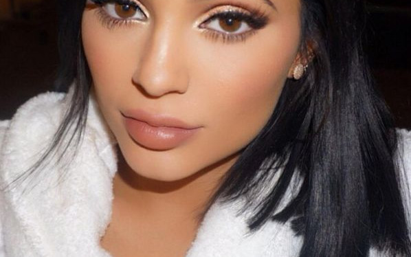 Makijaże Kylie Jenner