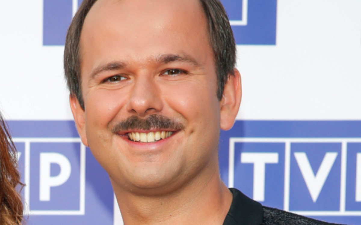 Nowy klip Sławomira – Weekendowy Korsarz na YouTube z okazji urodzin gwiazdy rocko-polo