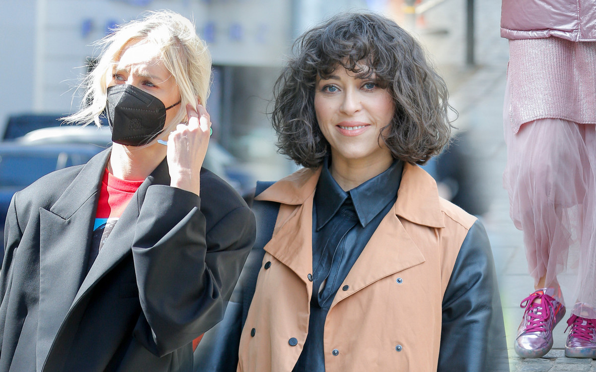 Gwiazdy DD TVN: Agnieszka Woźniak-Starak w dużej marynarce, aktorka cała na różowo (ZDJĘCIA)