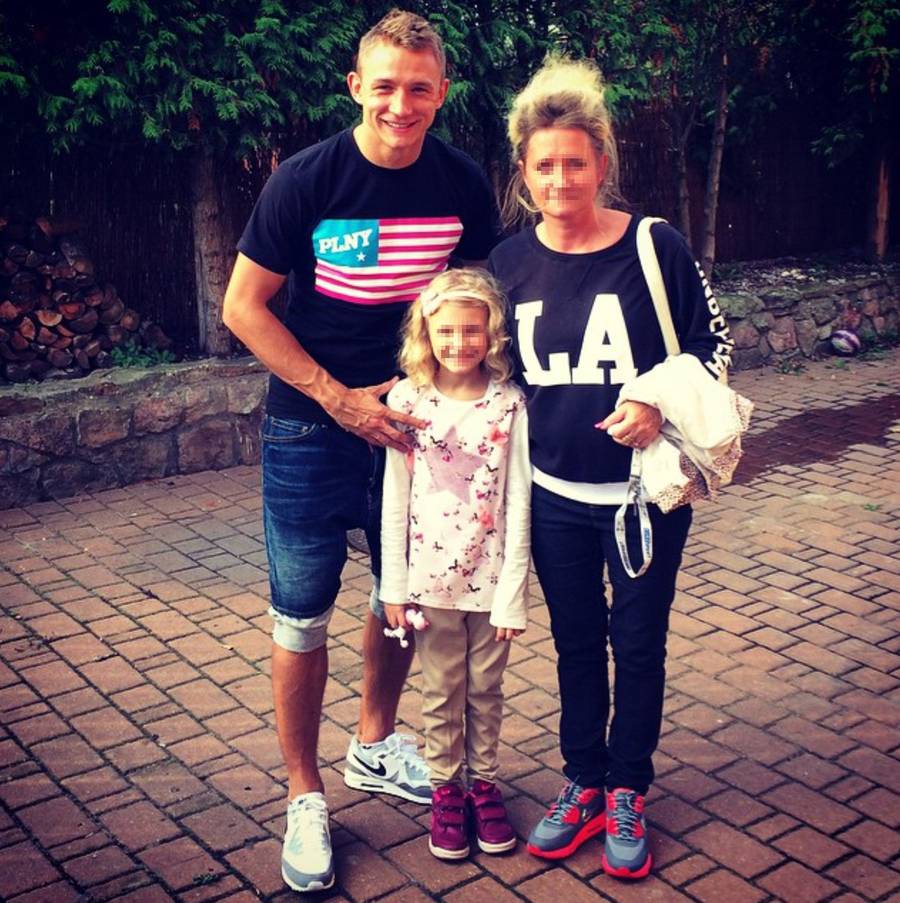 Jakub Rzeźniczak ma na koncie wiele kontrowersji. A co skrywają początki jego Instagrama? (ZDJĘCIA)