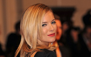 Sienna Miller wygrała walkę z tabloidami