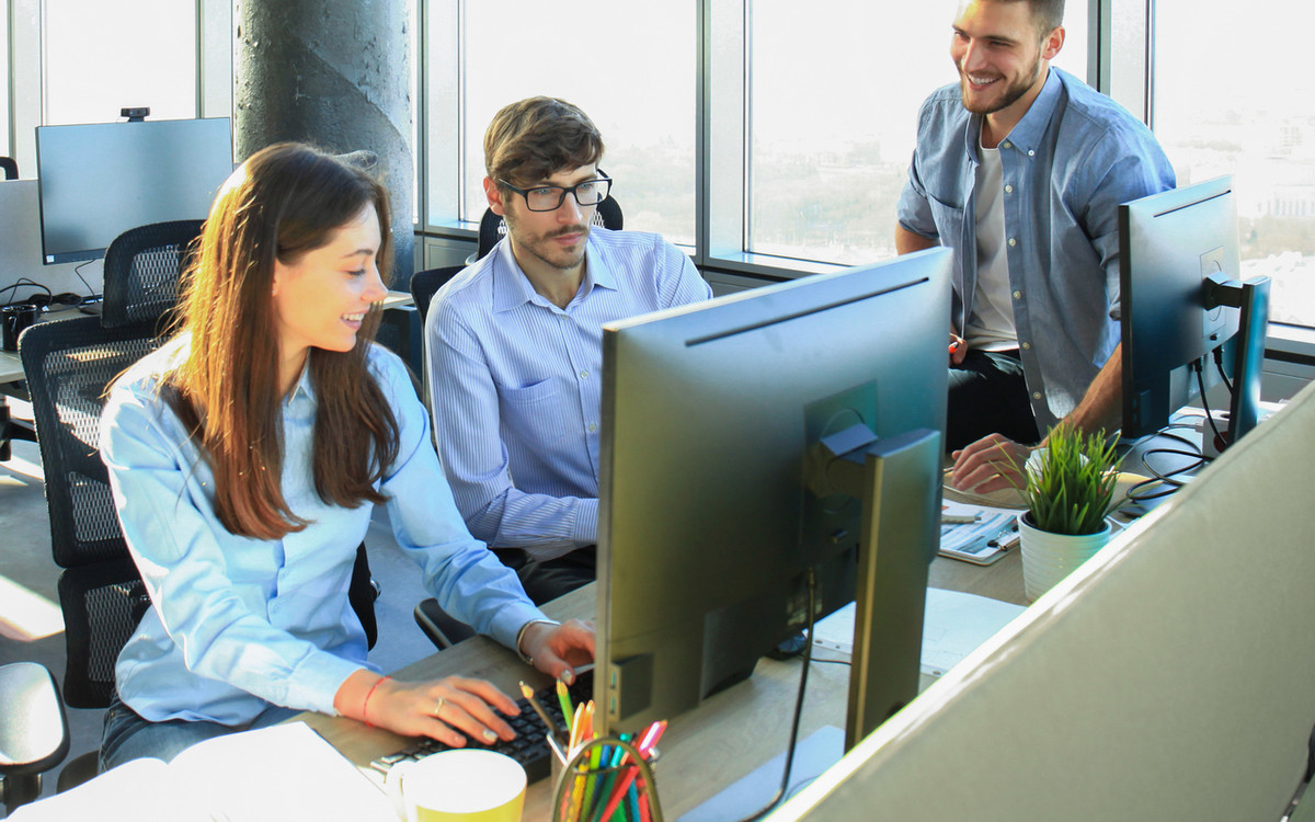 Pierwsza praca w IT – jak podbić informatyczny świat?