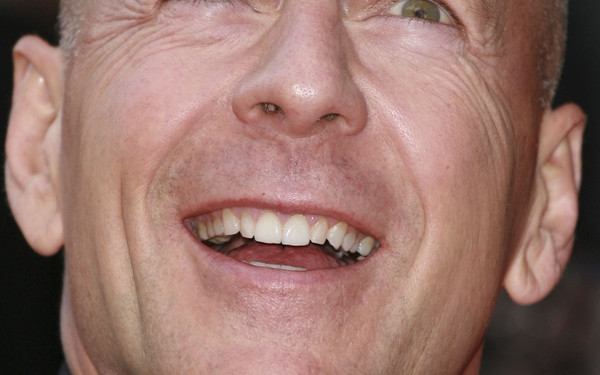 Bruce Willis to beztalencie