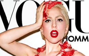 Lady Gaga pozuje ubrana w… surowe mięso (FOTO)