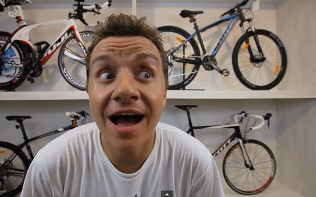 Cezik zdradza, komu odmówił udziału w reklamie