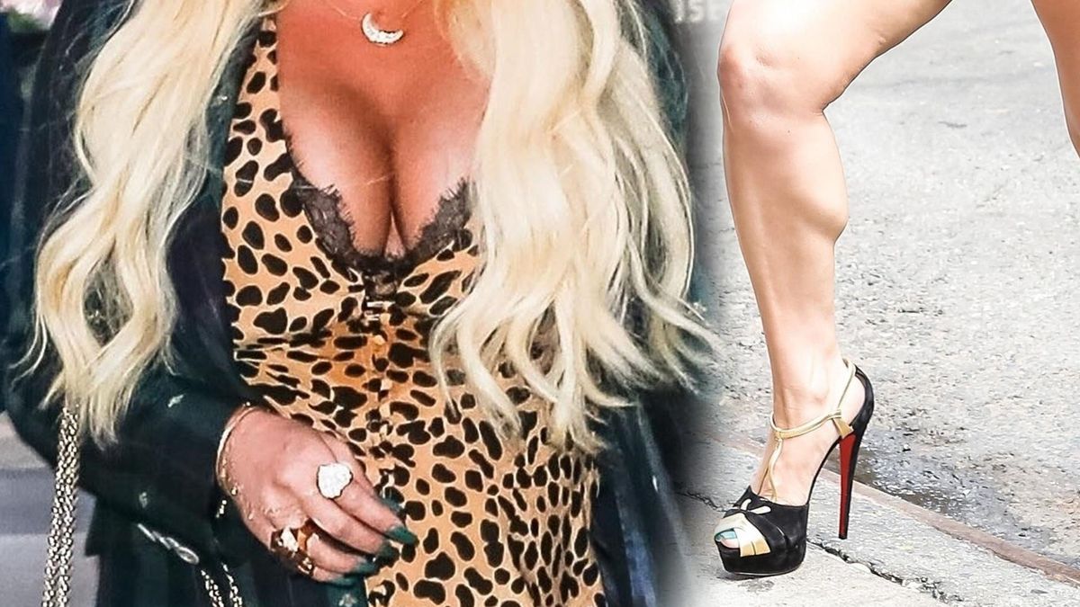 jessica-simpson-g-wecompresscom-R1