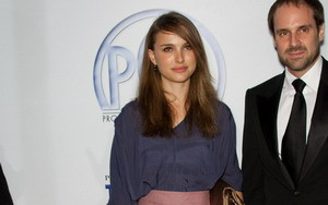 Natalie Portman: Podobam się ludziom, bo jestem płaska