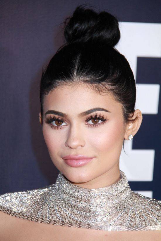 Kylie Jenner zmarła w 2013 roku? Kim jest w takim razie TA dziewczyna?