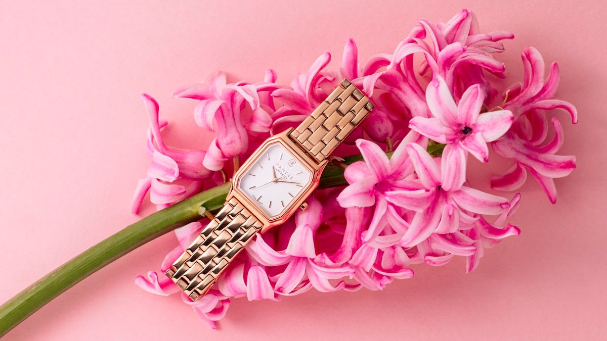 Maja Sablewska i Agnieszka Kaczorowska reklamują zegarki damskie od HANZZE.