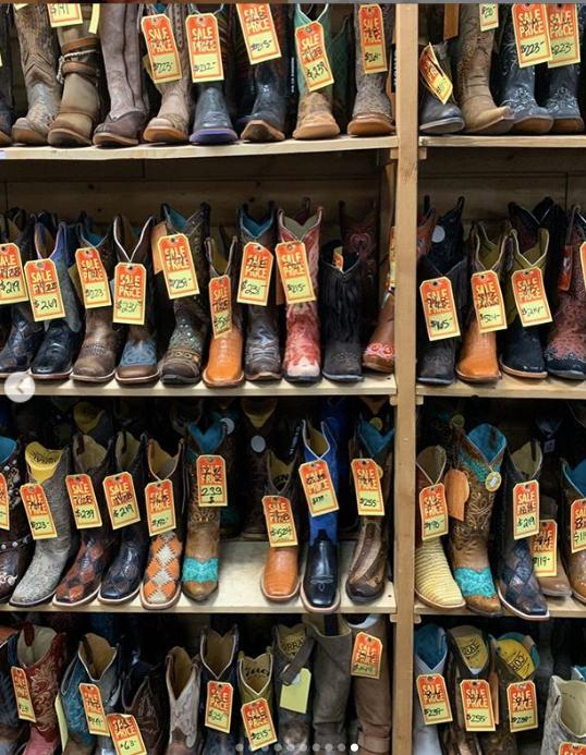 Kourtney Kardashian - Instagram