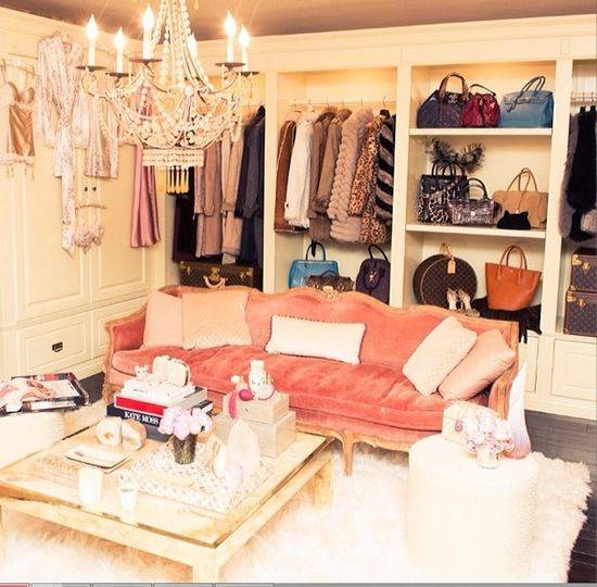 Gdzie gwiazdy trzymają swoje ubrania i buty?