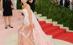 Blake Lively na gali MET 2016 – pierwszy raz od ogłoszenia ciąży