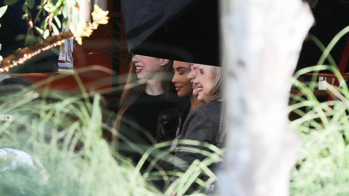 *PREMIUM-EXCLUSIVE* Canoga Park, CA - *EXCLUSIVE* - Kim Kardashian, Hillary, and Chelsea Clinton meet up to film a segment for "Gutsy Women" at Hot & Cool Cafe in Canoga Park The trio was spotted Monday at Hot & Cool Cafe in Canoga Park. They were also joined by a camera crew, though our sources say it wasn't for the upcoming Kardashian project on Hulu. It's for "Gutsy Women" ... a Clinton-led show for Apple TV+. BACKGRID USA 24 JANUARY 2022,Image: 656026565, License: Rights-managed, Restrictions: , Model Release: no, Pictured: Kim Kardashian, Hillary Clinton, Chelsea Clinton, Credit line: jack / BACKGRID / Backgrid USA / Forum