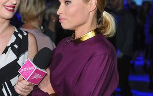 Za wstrętne cycki i r**kie rysy twarzy przepraszam