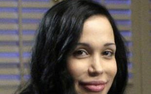 Angelina Jolie pomoże mamie czternaściorga dzieci?