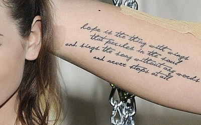 Honey Skarbek ma tatuaż z błędem? (FOTO)