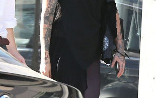 Kat Von D i jej makabryczny tort dla przyjaciół (VIDEO)