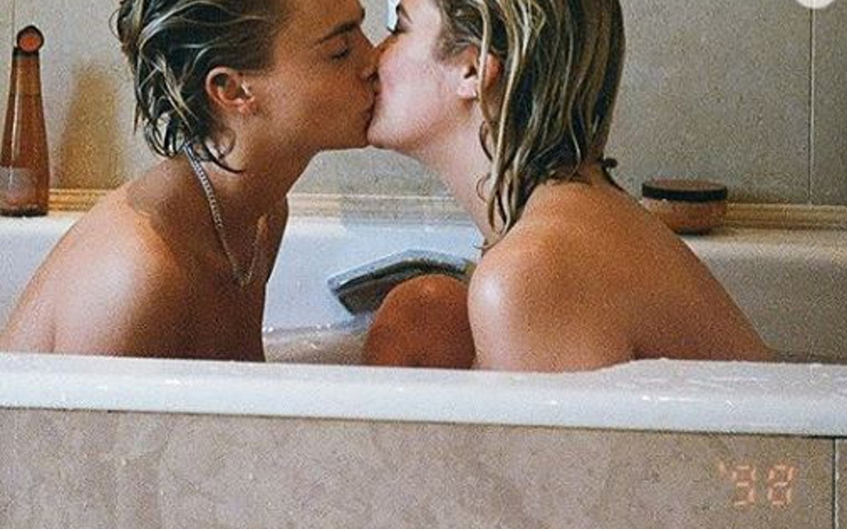 Cara Delevingne przekazuje swój orgazm na cele naukowe