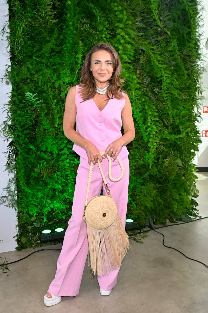 Gwiazdy promują płyn do prania. Coraz szczuplejsza Janachowska, Anita Sokołowska tuż po wygranej TzG