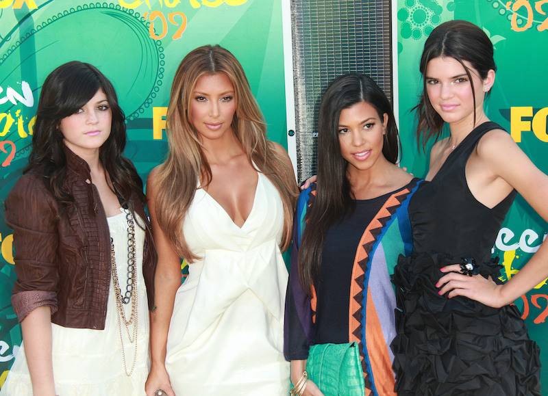 Co poprawiała sobie Kylie Jenner? Specjalista medycyny estetycznej wylicza….