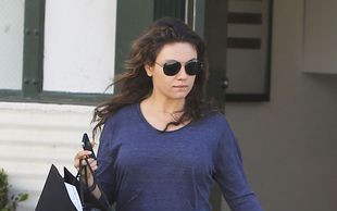 Czy u Mili Kunis widać już ciążowy brzuszek? (FOTO)