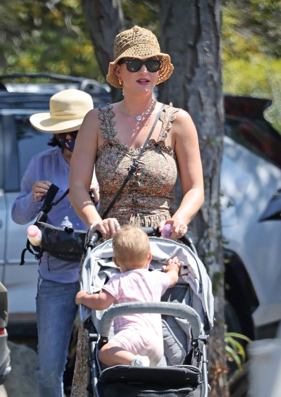 Katy Perry świętuje pierwsze urodziny córeczki w nietypowym miejscu (ZDJĘCIA)