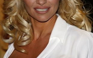 Skąd ten nagły ślub Pameli?