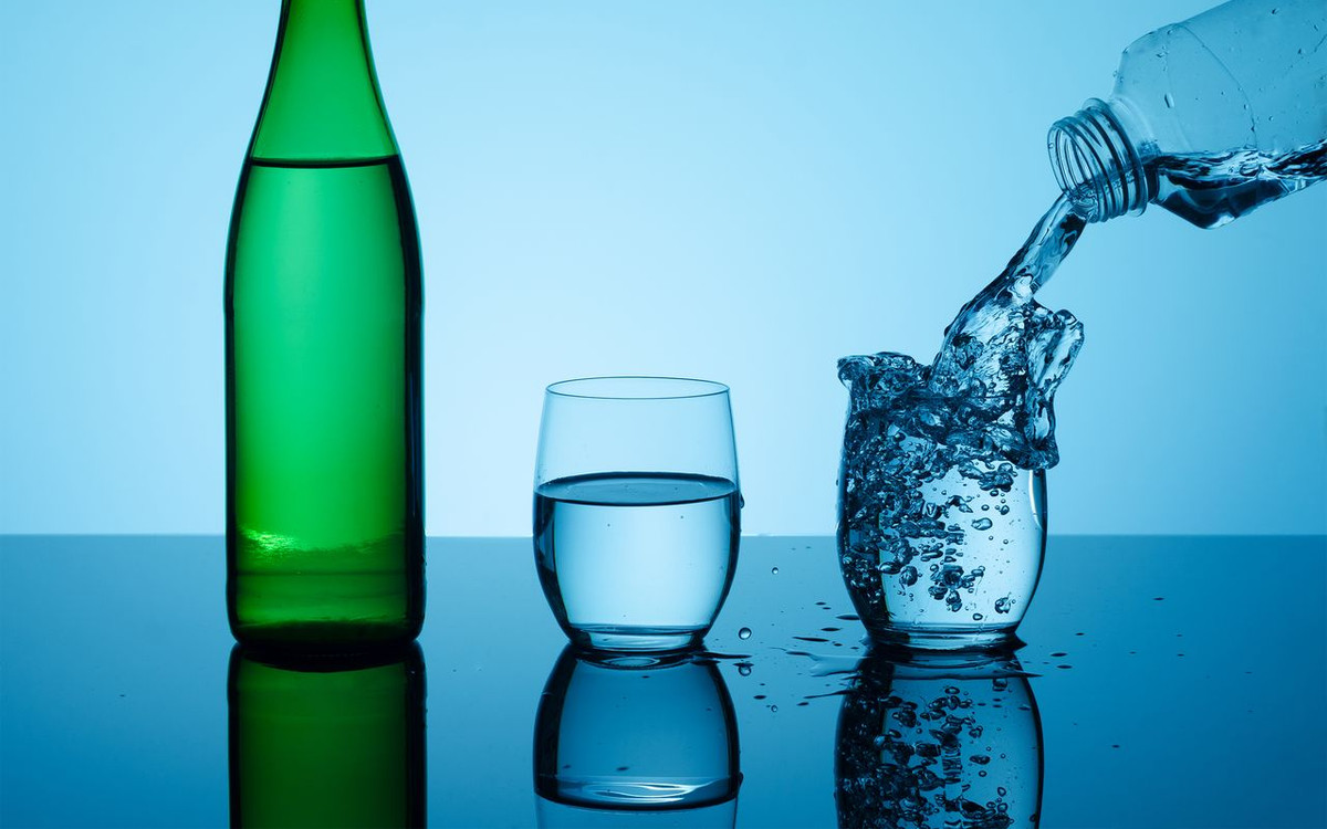 Pijesz wodę z plastiku?