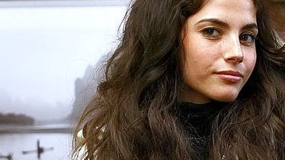 Rosati całuje się z Żuławskim