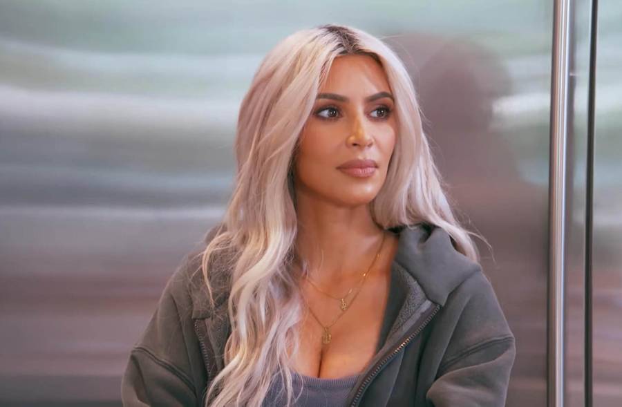 Wszystkie fryzury KIM KARDASHIAN! (ZDJĘCIA)