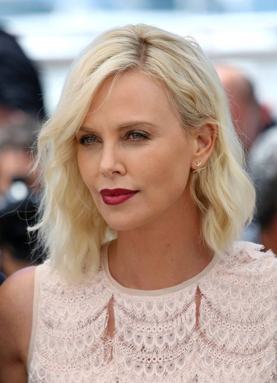 Pracowały na ZMYWAKU, były masażystkami, a nawet oswajały LWY! Zobaczcie, co robiły gwiazdy, zanim stały się sławne