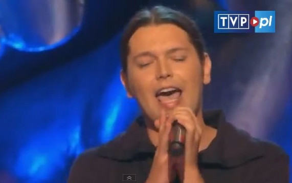 Gabriel Fleszar w The Voice złapał Nergala za krocze (VIDEO)