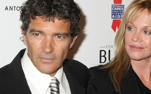 Banderas: Chcą ze mnie robić kretyński symbol seksu