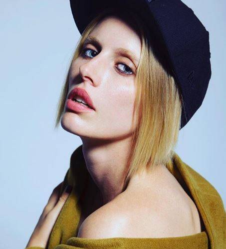 Modelka straciła nogę przez TAMPONY. Podzieliła się SZOKUJĄCYMI szczegółami