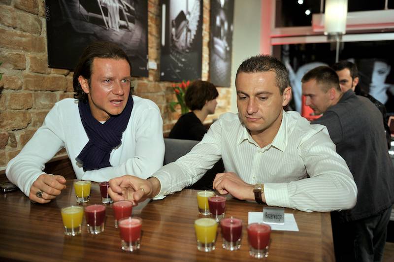 Legendarny piłkarz na parkiecie! 15. edycji “Tańca z Gwiazdami”. Kim jest Piotr Świerczewski?