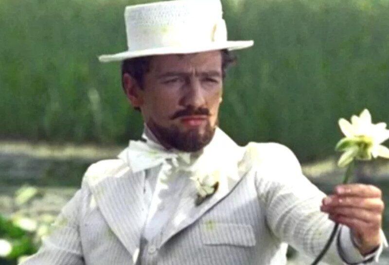 Karol Strasburger w filmie "Noce i dnie", fot. Kadr z "Noce i dnie", reż. Jerzy Antczak