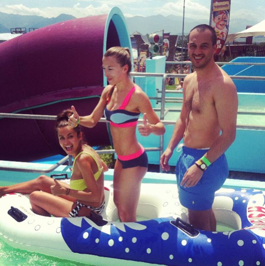 Początki Natalii Siwiec na Instagramie: Zdjęcia z celebrytami, głupie miny i dziwne fotomontaże