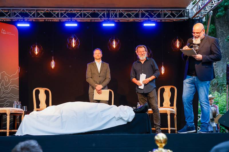 Dawno niewidziany Robert Więckiewicz. Co za wizerunkowa zmiana! Nie poznaliśmy go…