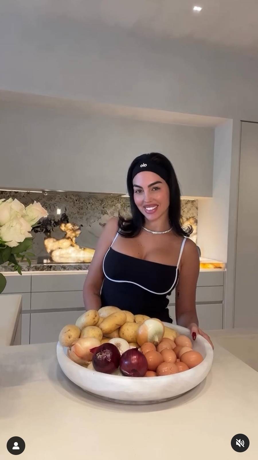 Tak Georgina i Ronaldo mieszkają w Arabii Saudyjskiej. Ich nowy dom to minimalistyczny glamour (ZDJĘCIA)