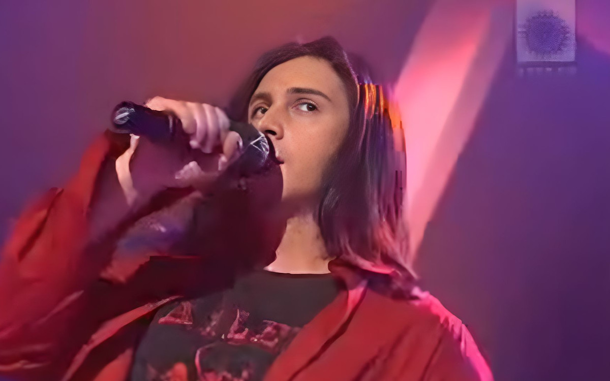 Wygrał czwartą edycję “Idola”. W tym roku skończył 50 lat. Jak dziś wygląda?